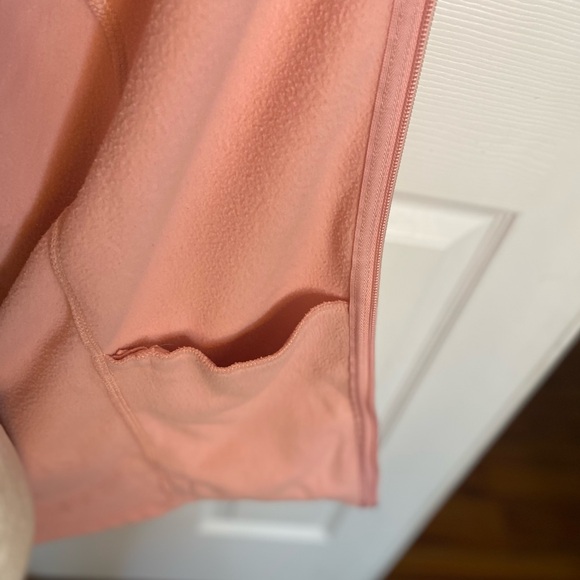 NWOT Lands’ End Pink Fleece Jacket - Picture 5 of 8